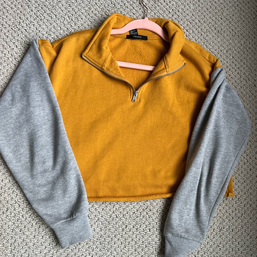 Color Block Cropped Quarter Zip Size S